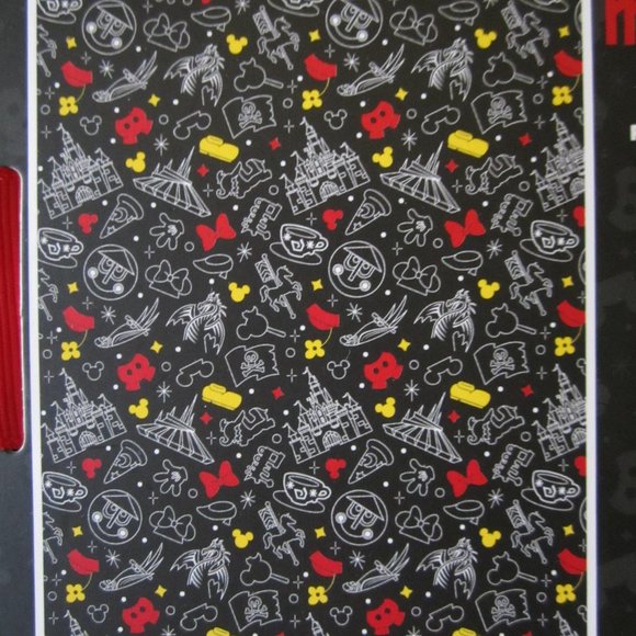 Disney Parks Mickey and Minnie Icons Print Black Throw Blanket 40" X 60" NEW - Picture 4 of 4